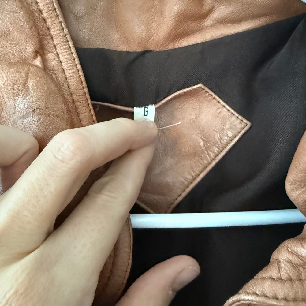 Vintage Tan Leather Bomber Jacket - Picture 3 of 7